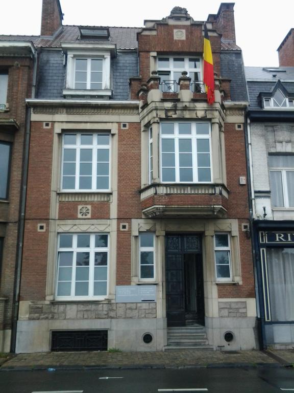 Gery Art Gallery Namur Bagian luar foto